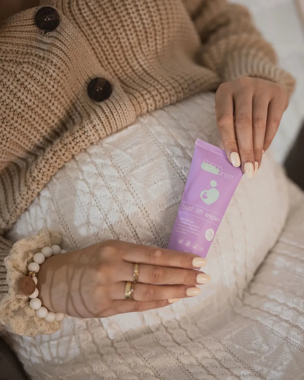 Serum ujędrniające i podnoszące biust 100ml